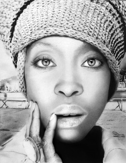 smooth:  ERYKAH BADU | Celebrities | Foros Vogue 