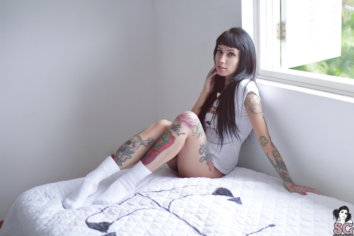 suicidegirlslover:  Haylie Suicide 