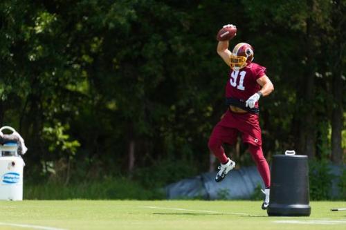 tjkl895:  LB Ryan Kerrigan (http://www.redskins.com/media-gallery/photo-gallery/Bengals-Week-Practice-DefenseSpecial-Teams-82417/a2334bec-9618-400e-aed0-0659cad323d1#start)