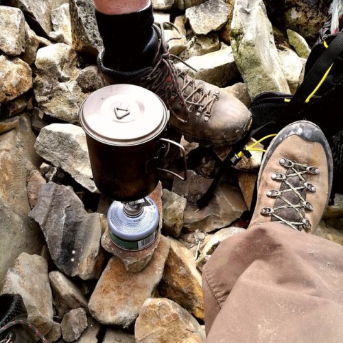 A brew on #scafellpike#tea #mountains #lakedistrict #campstove #hikingboots #hikinguk #hillwalking