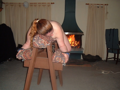 kinkymainahs:January 19, 2009 - some random spanking horse fun, and a naked snow angel! ——- Want to see more pix from a 24/7 RT kinky couple?  Visit us: http://kinkymainahs.tumblr.com