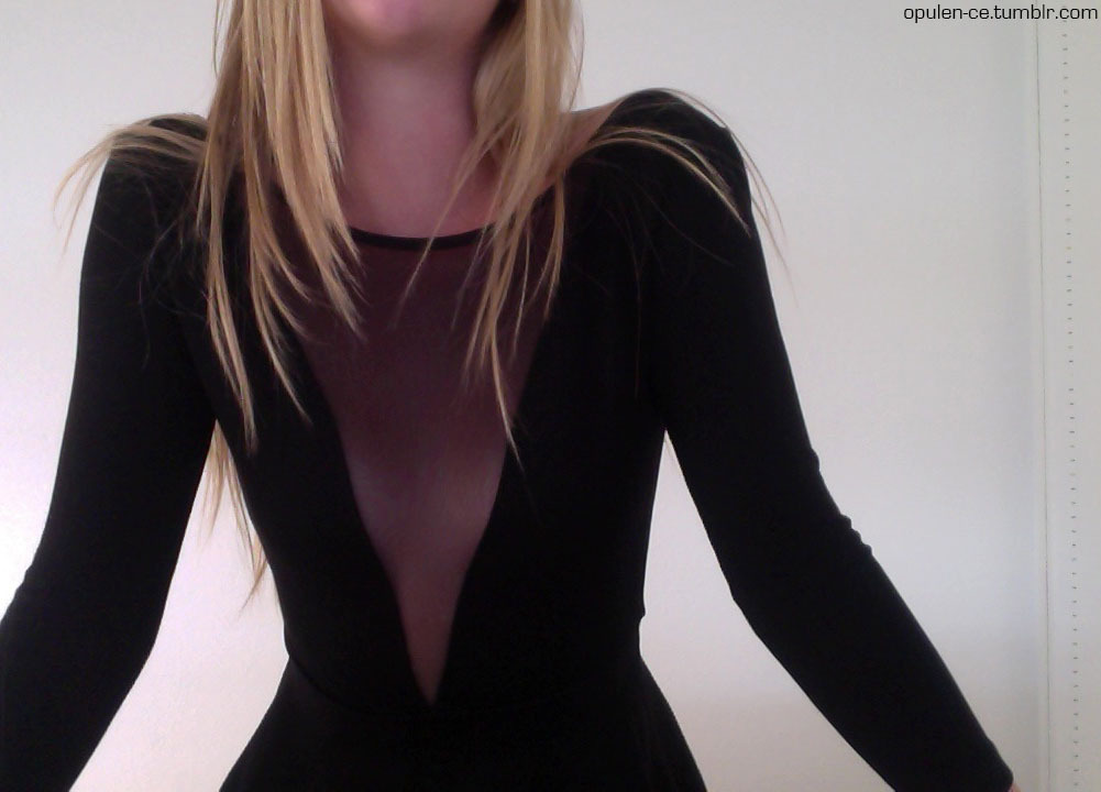 paleluv:  pale-0rgasm:  crystallicedx:  sevenspacemonkeys:  ♔ PALE BLOG ♔  ❅