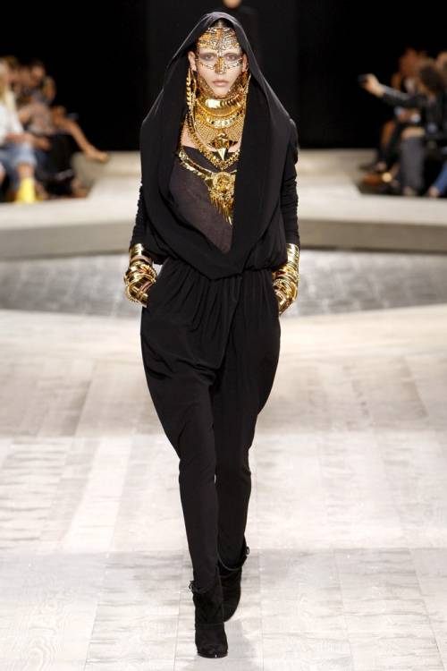 Contemporary Armour inspired Runway Warriors [5/5]1: Jean Paul Gaultier  A/W09rtw2: Gareth Pugh  S/S