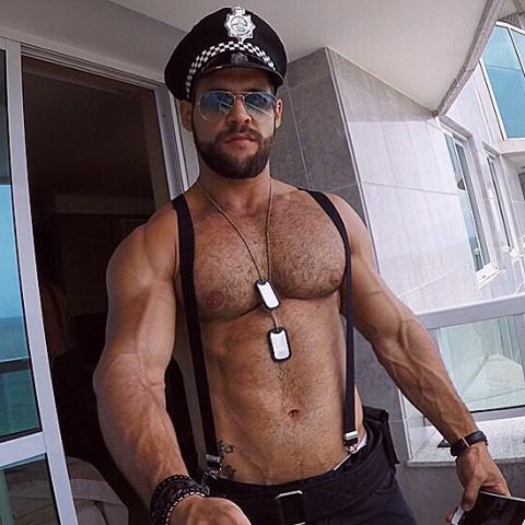 oofahpapa:   http://oofahpapa.tumblr.com/archive 