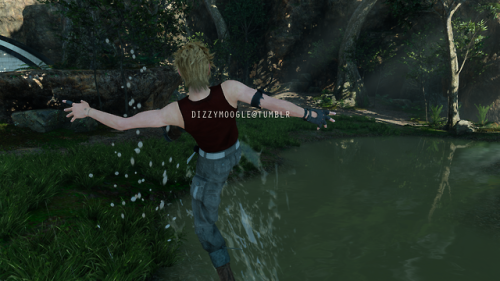 dizzymoogle:  Prompto - Shock Drop This always happens so fast that this is the first time I caught him doing this. Also it only happens when:“Electrocute an enemy with machinery when Noctis attacks it in midair.”So you have to be attacking something