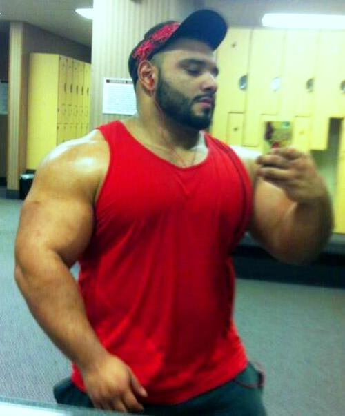 bighugeguys:  This guy used to be around under the moniker “musclecortez” - recently reappeared on Instagram as beastcortez. Worth a follow - he’s just so damn thick.