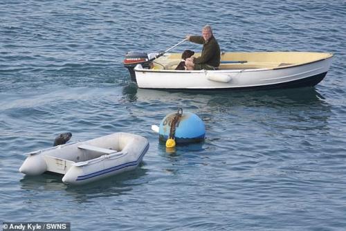 slushyseals: This senseless act of cruelty was captured in Dartmouth, Devon UK  The friendly mammal,