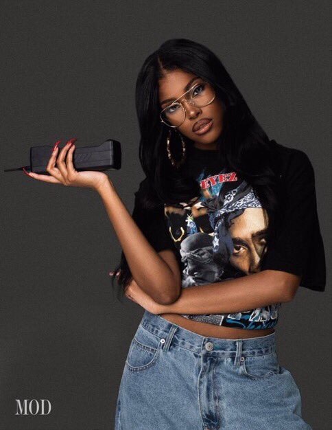 okayysophia:  Diamond White