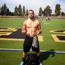 blackmalefreaks:  B.M.F #TeamFreaks #FreakyFriday