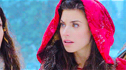 amythegloriouspond:Wolves don’t wear boots. No, they don’t.