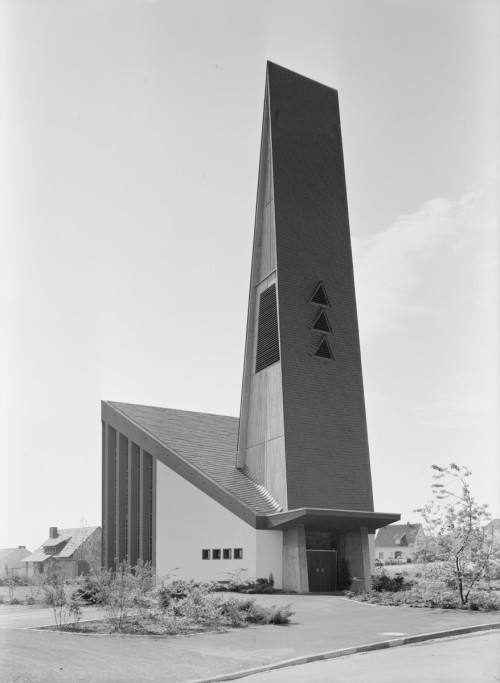 germanpostwarmodern:Auferstehungskirche (1966-67) in Königswinter, Germany, by Wolfgang Lincke &