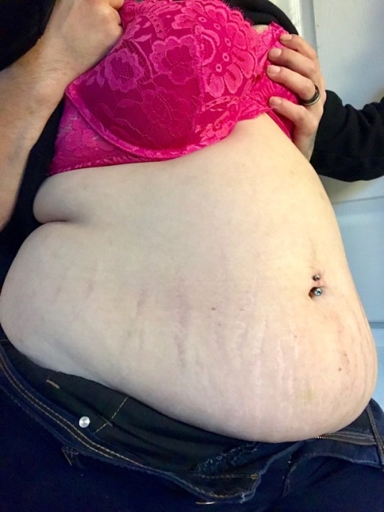 mychubbyqueen:  She looks so huge, and feels so soft 😍