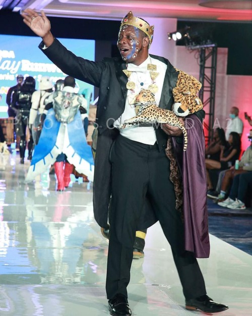 Neq York Fashion Week 2021- Prince Akeem on the Runway #modellife #model #nyfashionweek #NYFW2021 #