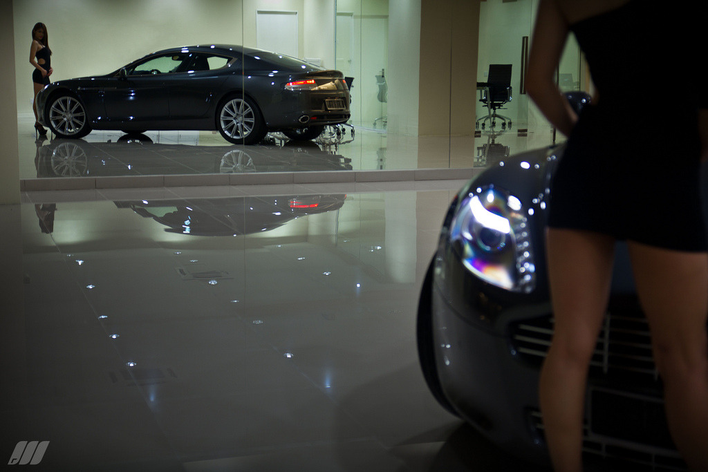 automotivated:  ‘Dat Azz… (by //r3 Snapshots)