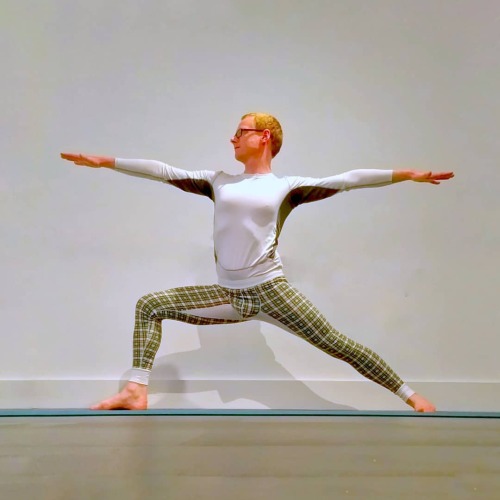 It&rsquo;s the @brewerstreetyoga #BSYChristmas #yogachallenge! . Day 12: #warriortwo . Hosts: @b