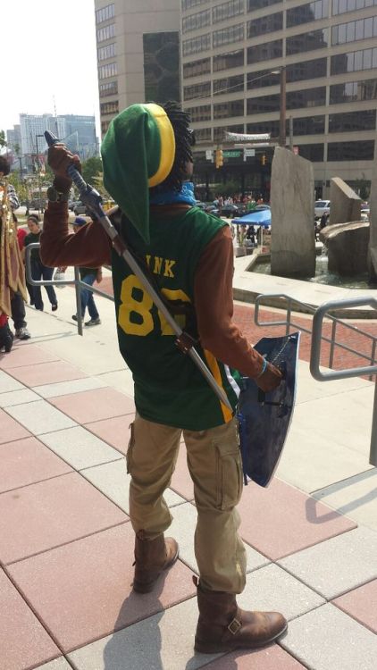 cam3leon:Yours truly as Hood Link, the Hero of Trill. My first Otakon and first cosplay…and it was E