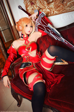 hotcosplaychicks:  Saber of Red: Mordred