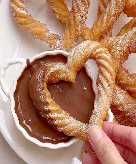 Heart Shaped Churros ♡ (x)