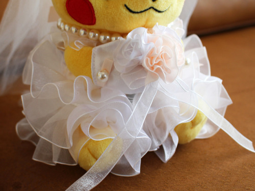 shelgon: Daisuki Club Images for the upcoming “Precious Wedding” Pikachu Collection 