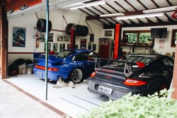 that911:  perfect garage