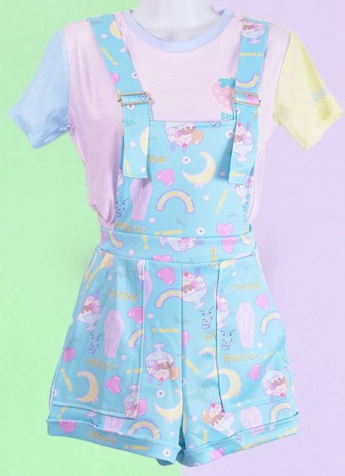 pastel cute outfits