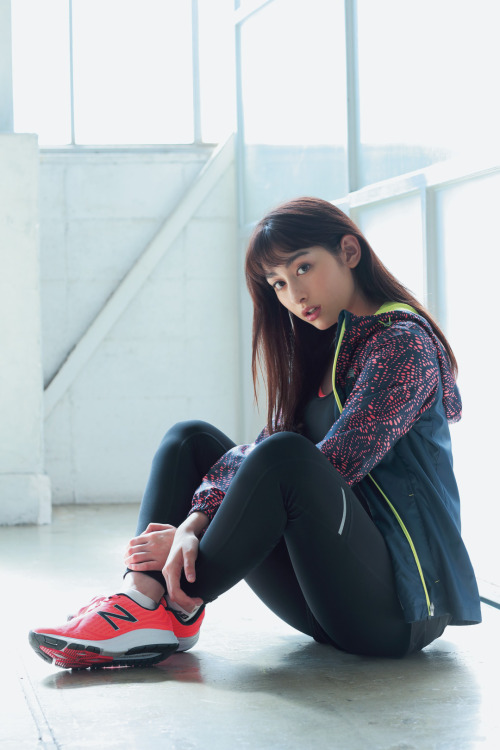 momoiroclover:  new balance apparel｜New Balance Japan  #早見あかり
