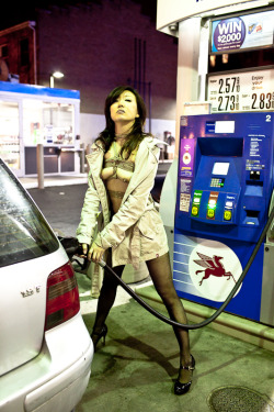 kajkelli:  omgosh, where can i get gas for that price? will she check the oil, also? Score: 8 