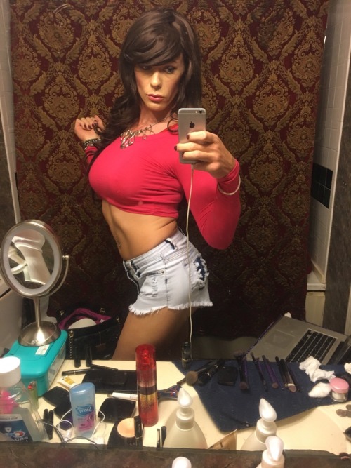 jenniferalethia: My cam outfit last night on chaturbate!!
