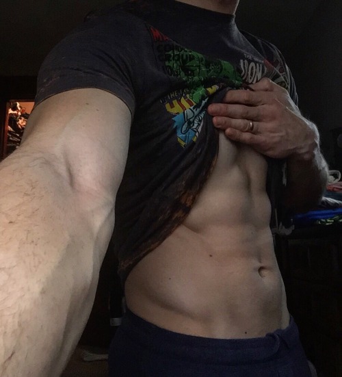 m0tiv8me:  Leaning down and bringing out that core! 