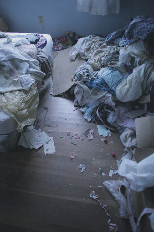 nataliekucken: Abandoned house in Georgia that i stole a blue nightgown from, December 2013