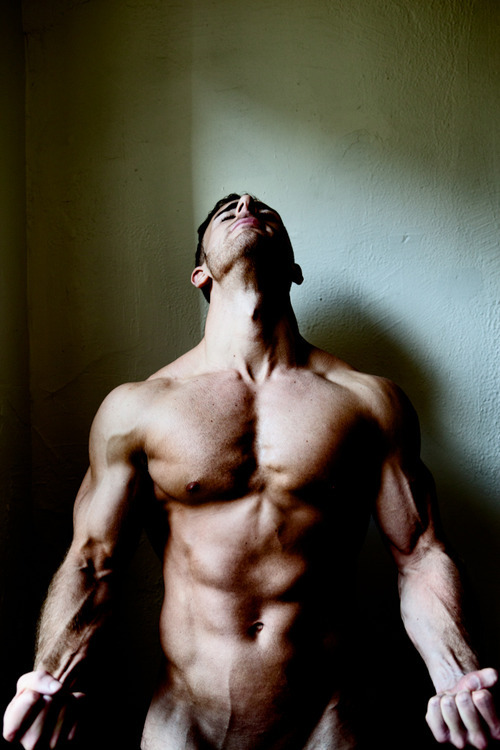 incognitomen:  Fuck me that’s HOT! More at men incognito!  I think I&rsquo;ll