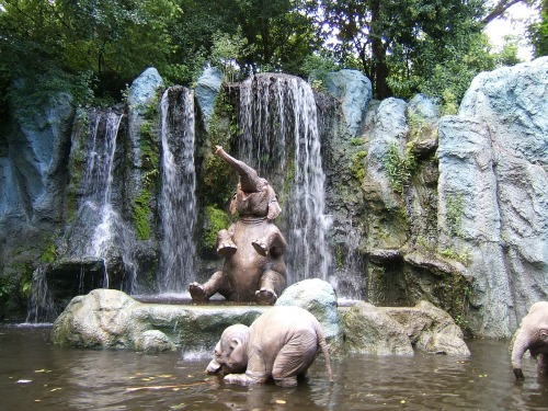 astrofairies:  The Signs as Magic Kingdom Lands (Disney World Edition) *  Adventureland: Gemini
