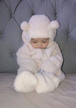 theskanderbeg:This baby fever will never leave me.