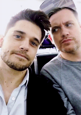 mientus-andrew:   via andy mientus’ instagram stories - september 19th, 2017  