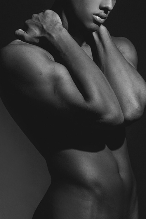 thatjackpot:  the-bulge-project:  Jonas Junio by Johnny Pio  Follow: THATJACKPOT.tumblr.com Follow: Instagram.com/_JACKPOT_ 