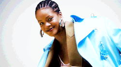 Rihanna ∞