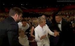 classic-flap:  The best gif of the year. 