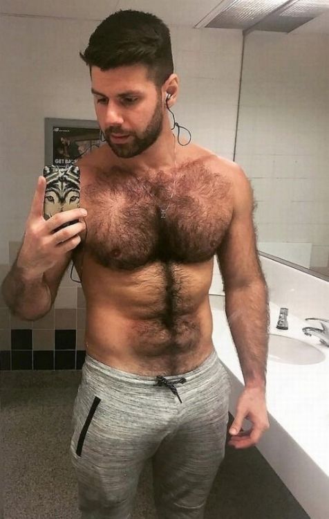 hairymenparadise: Follow us for more –> http://bit.ly/2Vd3gKb