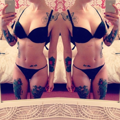 xtremeplaypen:  #xtremeplaypen #maypetite 