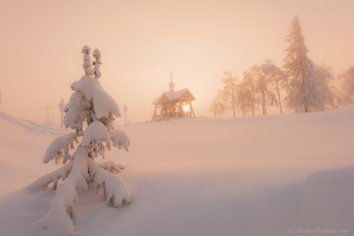 expressions-of-nature:by Vadim BalakinBelogorsk Monastery, Russia