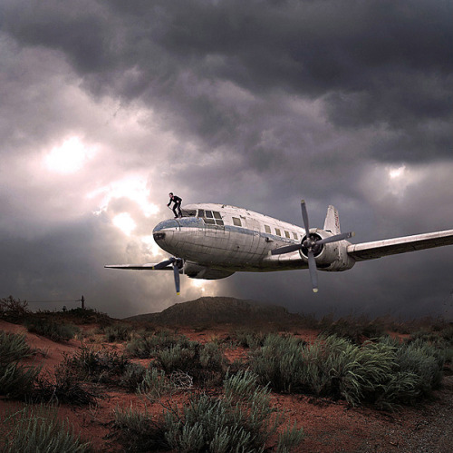 from89:  Surreal Art (by George Christakis) 