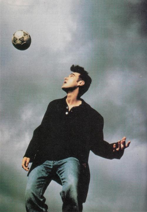 suzysmiths:    Morrissey - Kill Uncle 1991