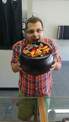 bearswithantlers:  Cauldron of candy for