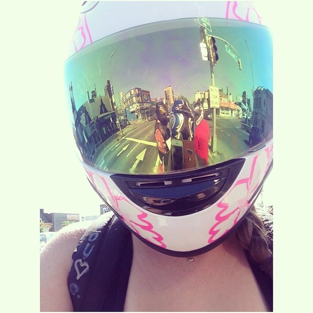 âœŒï¸ðŸ˜ ðŸš²ðŸ’¨ #helmet #ny #mirror #bike #vroomvroom #twowheels