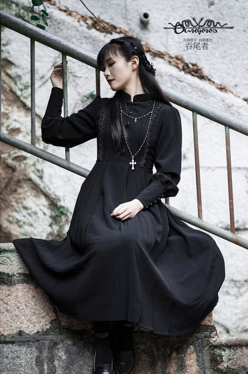 lolita-wardrobe: New Release: Ouroboros 【-Joanne-】 #Vintage #Gothic Lolita OP Dress ◆ Shopping Link >>> https://www.lolitawardrobe.com/ouroboros-joanne-vintage-gothic-lolita-op-dress_p4775.html 