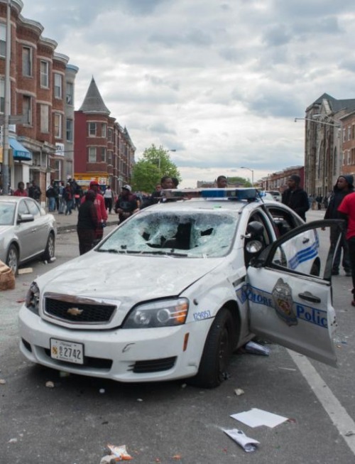 thedarkandlovely:fnhfal:Baltimore Riots *Baltimore revolution