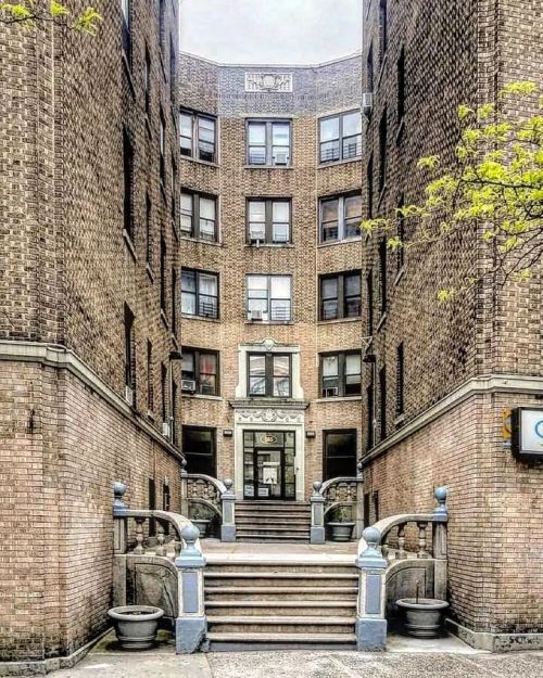 An apartment house entrance in #Washington_Heights, #Manhattan.https://www.instagram.com/p/Cd11XBv