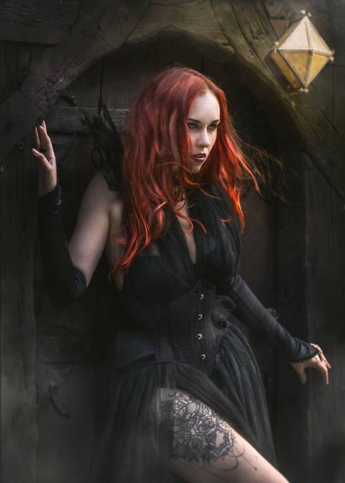 mymmmmasquerade: wondrous-beauties:     model: Revenaphotographer: FotoArt Retrosleepdress: Lady ardzesz corset   Source: https://www.facebook.com/Revena-1588455131392425/   Just you wait…l 