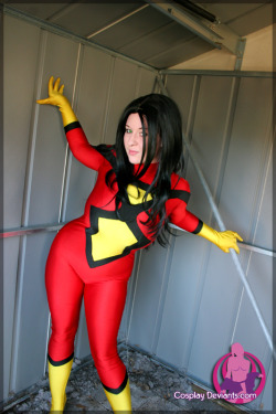 nude-superheroines:  SpiderWoman cosplay