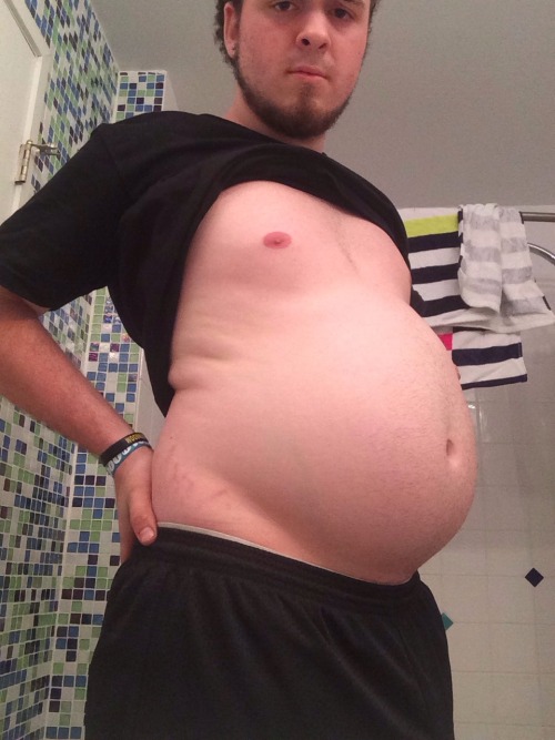 bellylover111: Stuffed…as usual
